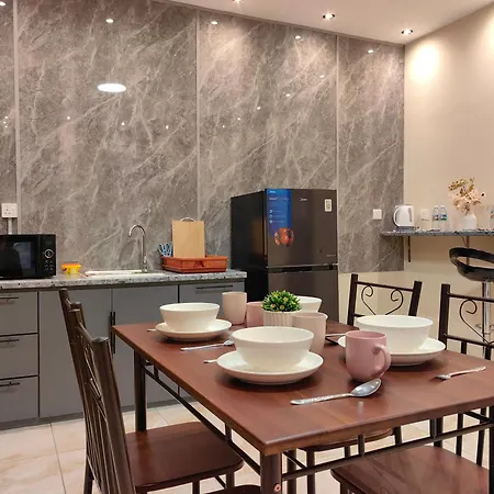 Near Airport K Avenue Homestay By Mino Suites Donggongon Exterior photo