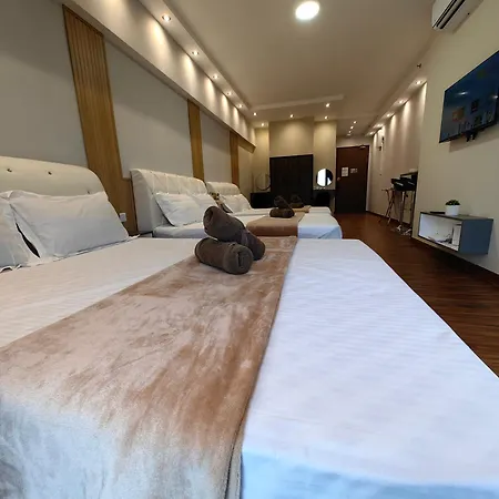 Near Airport K Avenue Homestay By Mino Suites Donggongon Exterior photo
