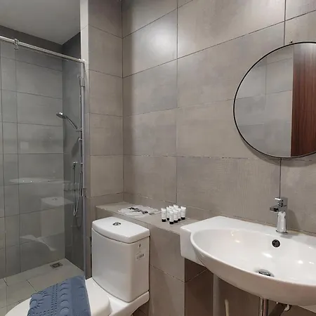 Near Airport K Avenue Homestay By Mino Suites Donggongon Exterior photo